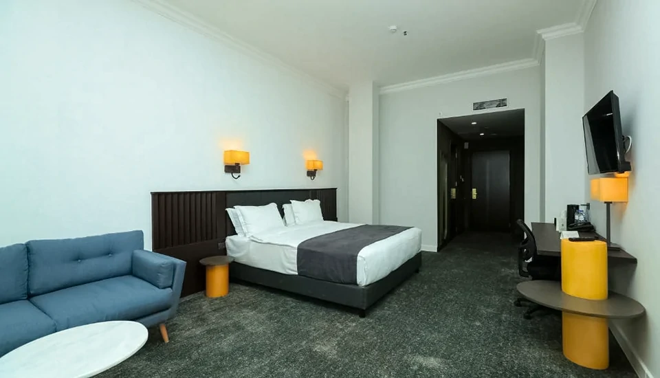 هتل پاین آستوریا تفلیس